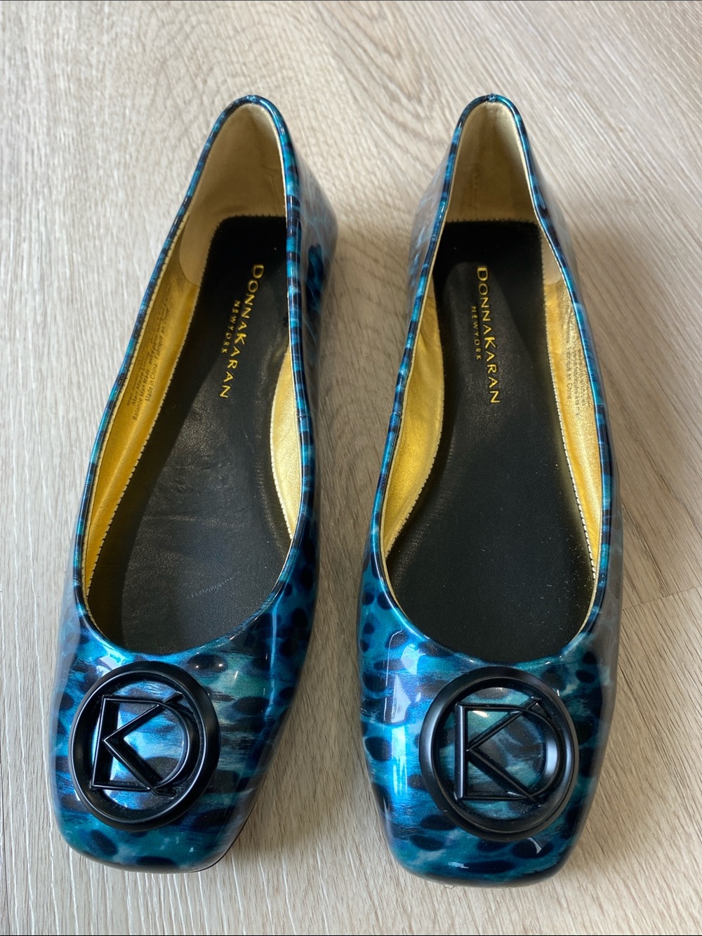 Donna Karan Kylee Blue Leopard Ballet Flats Logo Size 6 New
